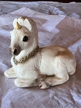 Like New Vintage White Ceramic Baby Unicorn Figurine with Gold Accents